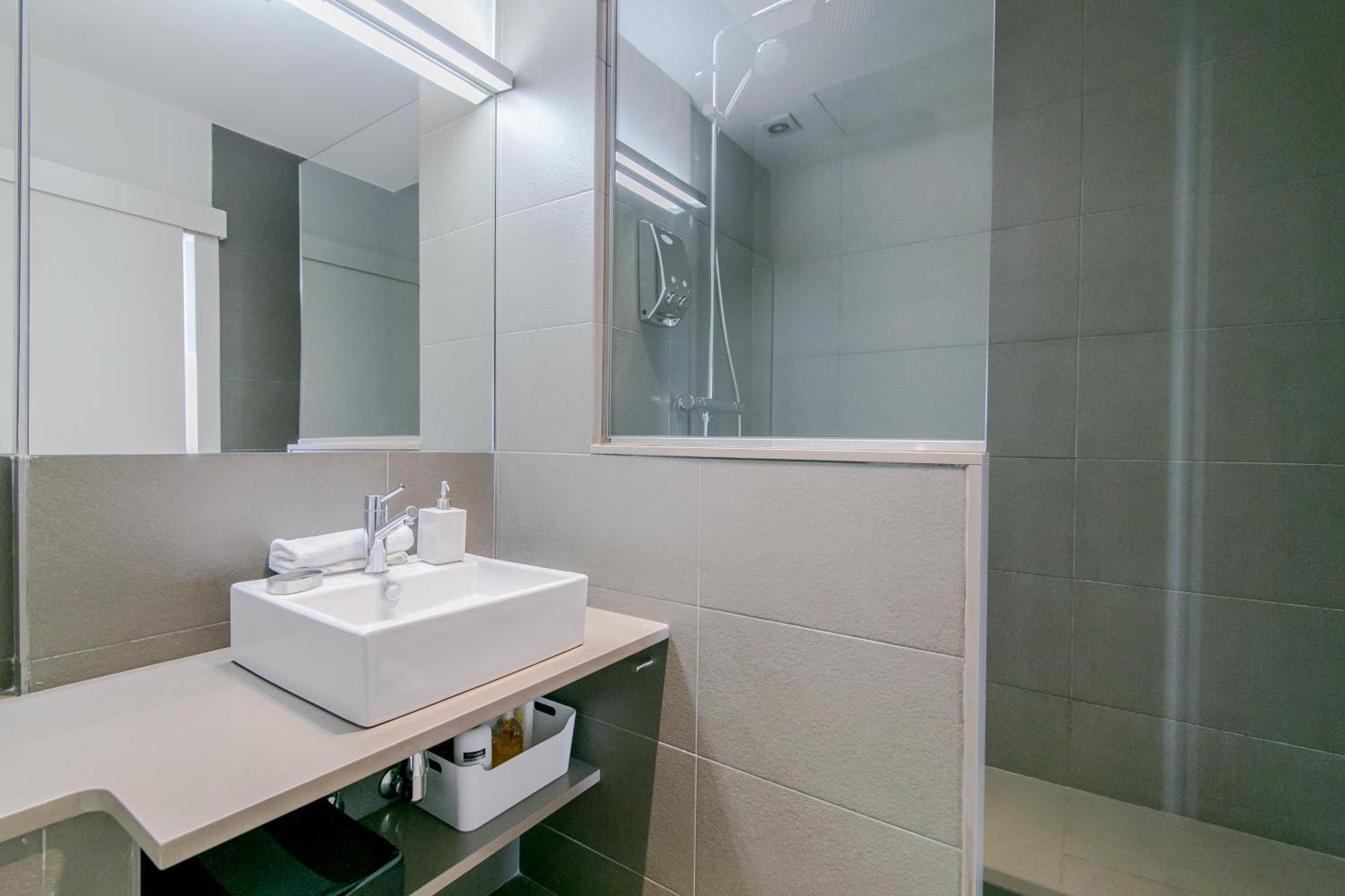 Deco Apartments Barcelona-Diagonal 외부 사진